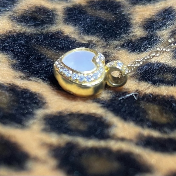 Designer 18kt yellow gold MOTHER OF PEARL & DIAMOND Heart pendant. - Picture 5 of 12